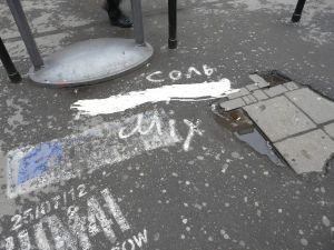 Salt ads on street pavements